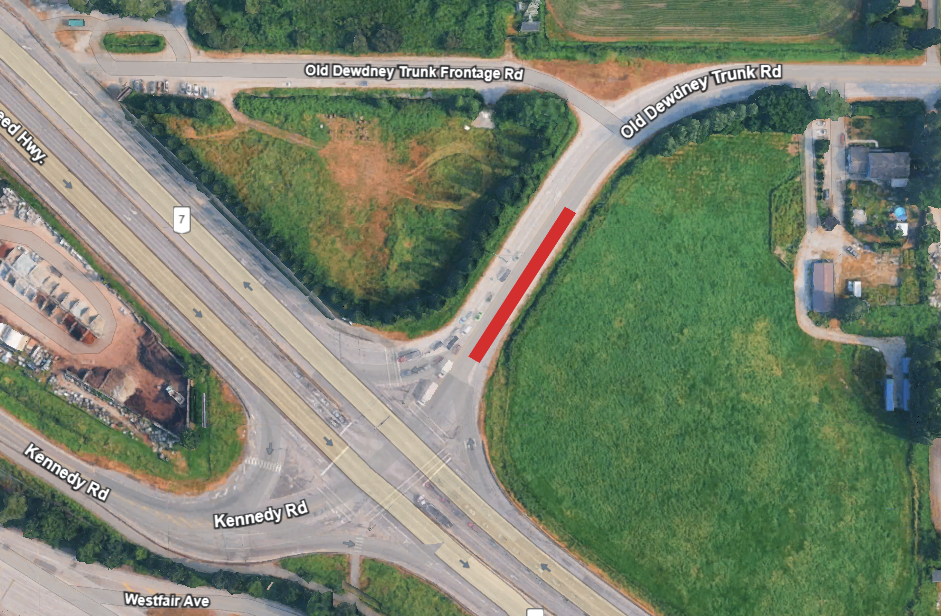 map view of Lougheed Highway and Old Dewdney Trunk Road intersection with a red line indicating a closure in the north east bound right turn lane onto Old Dewdney Trunk Road