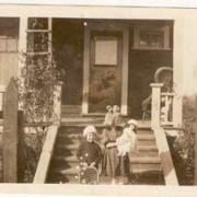 Kinchler family, circa late 1910s or early 1920s